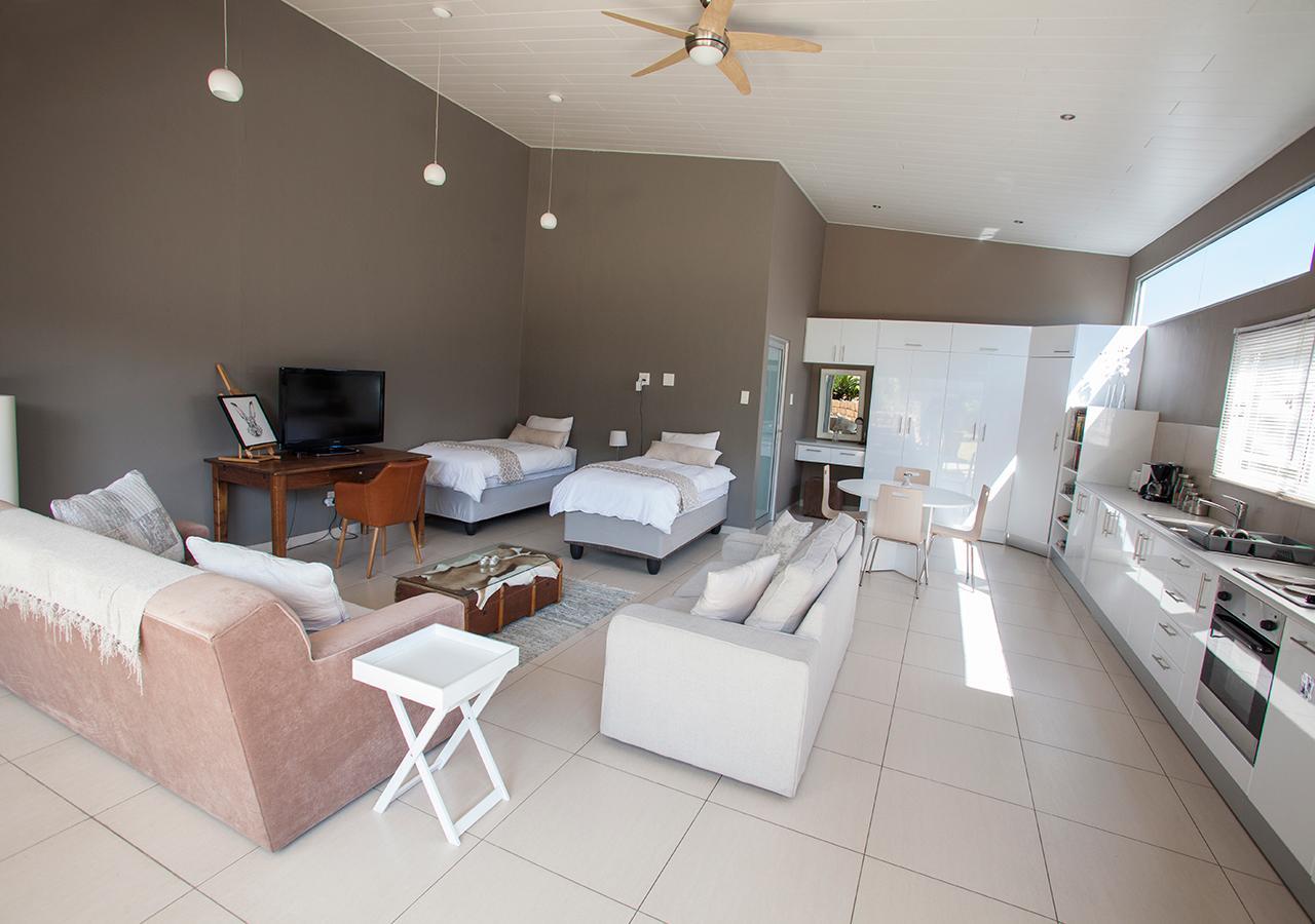 Rnb'S Studio Apartment ويندهوك المظهر الخارجي الصورة